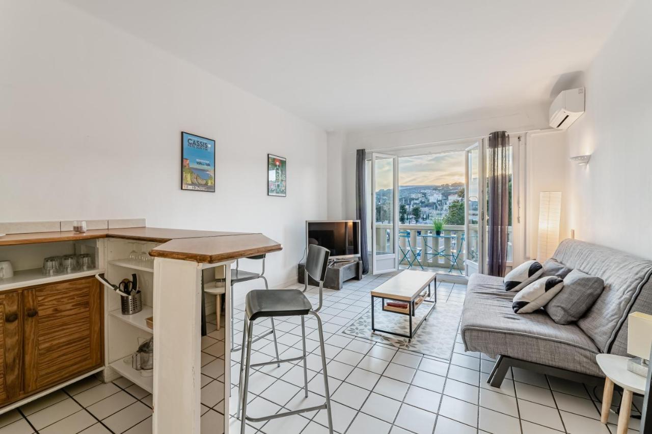Les Pieds Dans L'eau Par Dodo-a-cassis Appartement Cassis