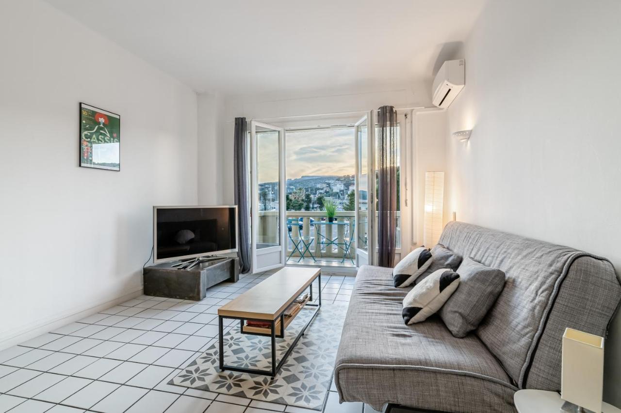Les Pieds Dans L'eau Par Dodo-a-cassis Appartement Cassis